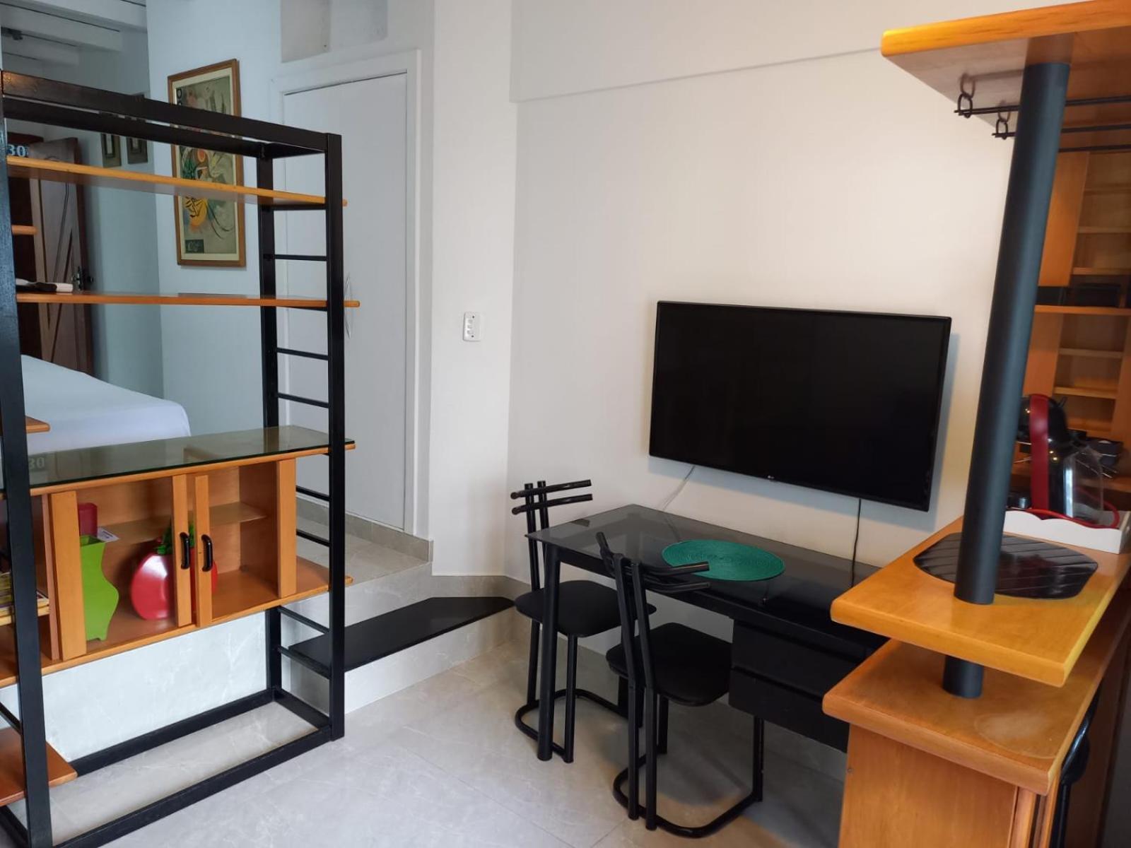 Flat Recem Reformado - Excelente Localizacao - Ssaparts Brasll Salvador Exterior foto